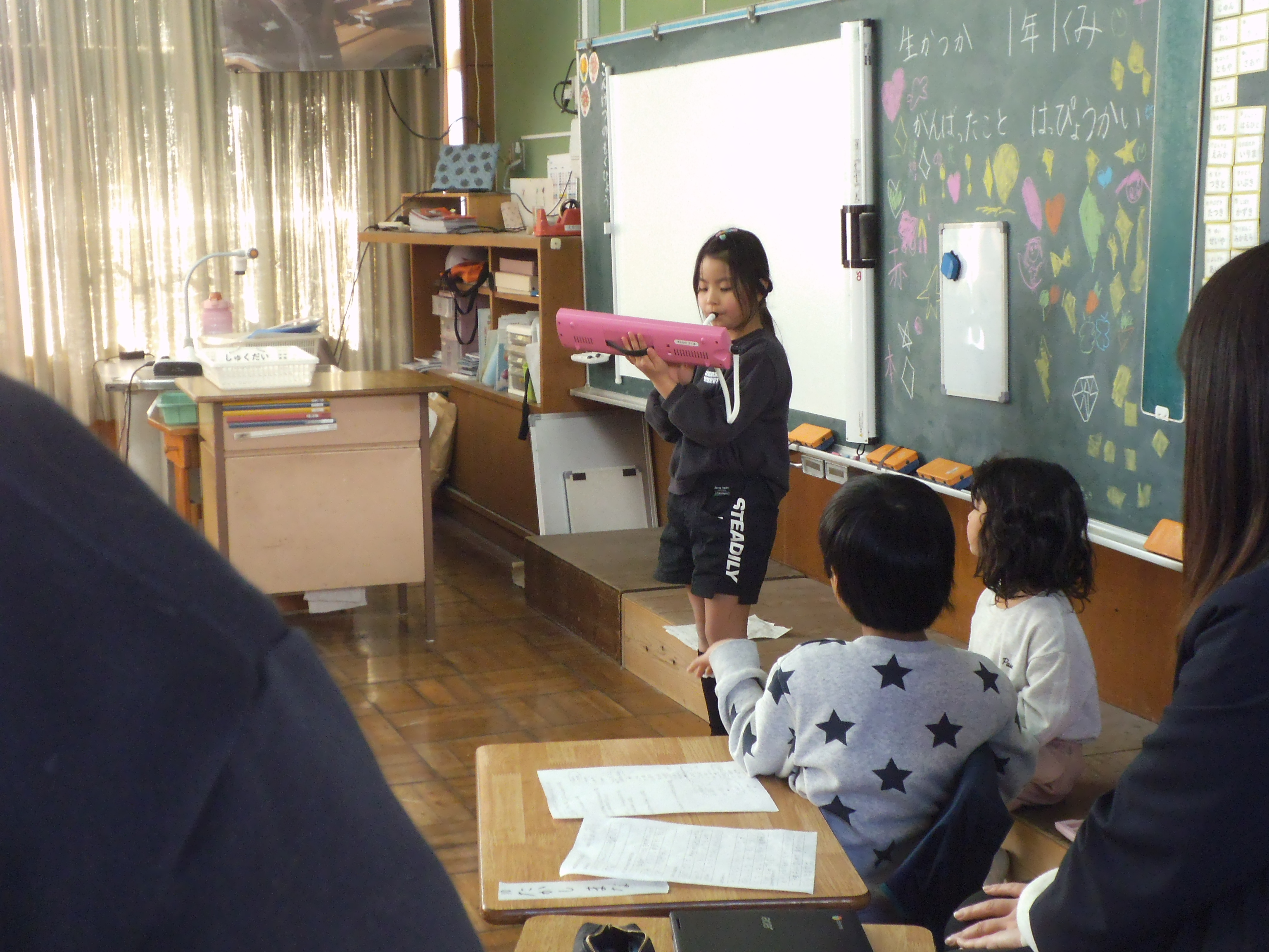 2/14 低学年授業参観日 – 焼津市立大井川東小学校